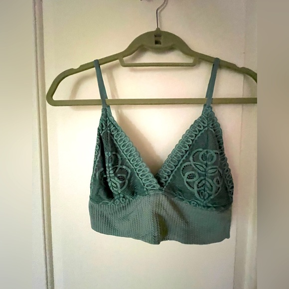 BRALETTE - Picture 1 of 2